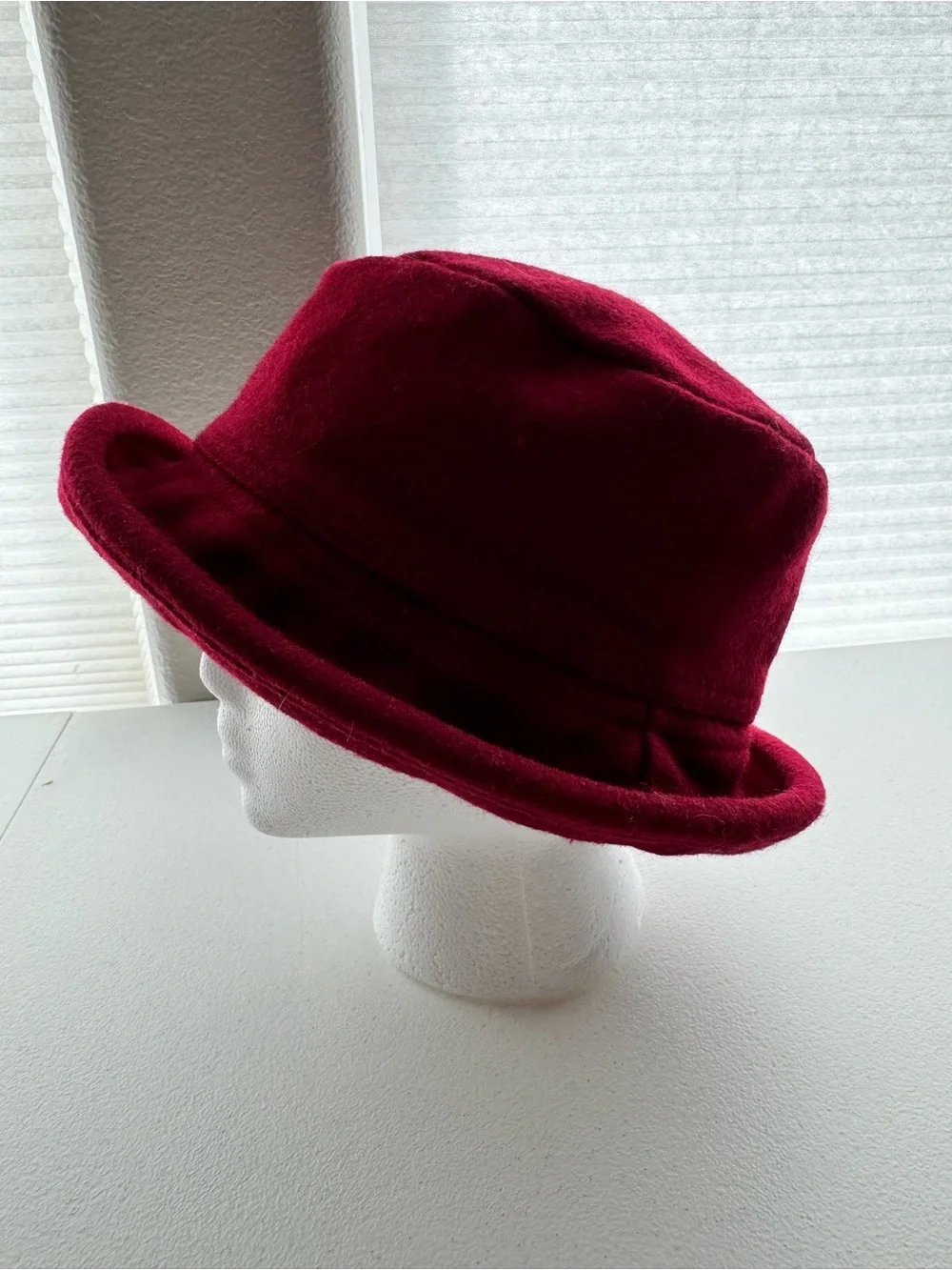 Vintage Eddie Bauer Burgundy Wool Blend Cloche Hat
